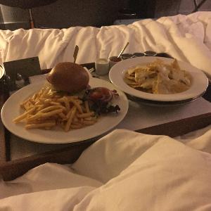 Episode 2: MinTravel:: London:: Day 1.5.2 Episode 2: MinTravel:: London:: Day 1.5.2