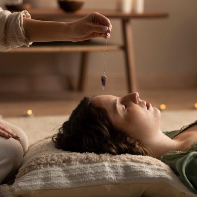 Harmonisation des flux d'énergie à distance : Décryptage des soins énergétiques et leurs effets sur notre santé"