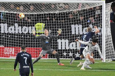 Jesús Vallejo, tras eliminar al Celta: "Me he besado el escudo del Alba en agradecimiento a su gente"