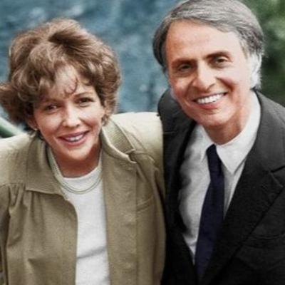 8. Cosmos Carl Sagan - Viajes a través del espacio y tiempo