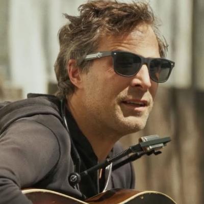 Guitarist and Songwriter Brad Barr Stretches Out In a Trio, In-Studio Guitarist and Songwriter Brad Barr Stretches Out In a Trio, In-Studio