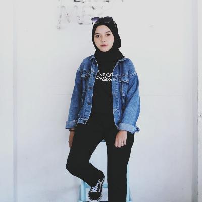 Ada Apa Antara Gresia Dengan Dika? Ada Apa Antara Gresia Dengan Dika?
