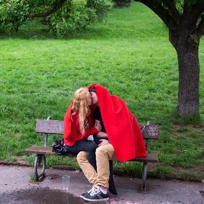 Sexismus v duchovním hávu. Debata o mužské a ženské energii nás má přimět kapitulovat