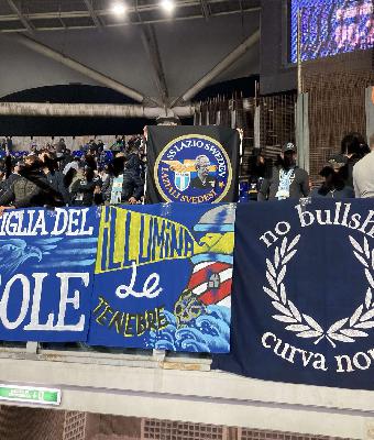 Själen tankad med Lazio och vem fan behöver pressackreditering Själen tankad med Lazio och vem fan behöver pressackreditering