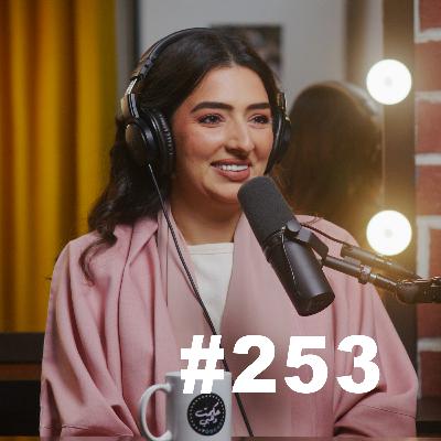 #253 - Maitha Alawadi الهروب والإبداع: الكتب، الأفلام، والخيال كملاذ : ميثه العوضي
