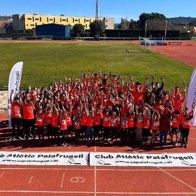 El Club Atlètic presenta els seus equips i la nova junta directiva El Club Atlètic presenta els seus equips i la nova junta directiva
