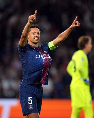 Paris, Bayern and Inter impress while Liverpool leave it late