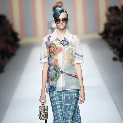 Fendi Spring 2018 by Karl Lagerfeld ft Kaia Gerber Fendi Spring 2018 by Karl Lagerfeld ft Kaia Gerber