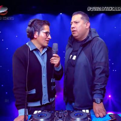 ENTREVISTA Y MESCLA EN VIVO DE ARMANDO TAMAYO DR. MIX