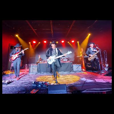 Damien Gunn & The Magnificent Bang Bangs