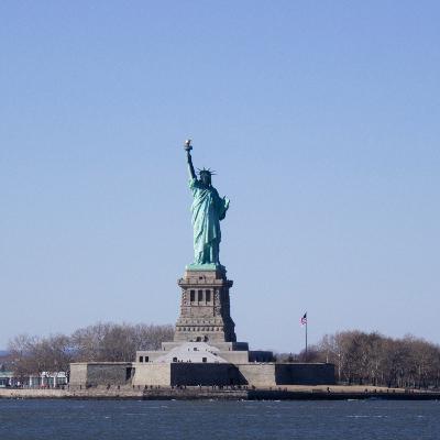 10 NYC Tourist Money Mistakes: Stop Throwing Away Cash!