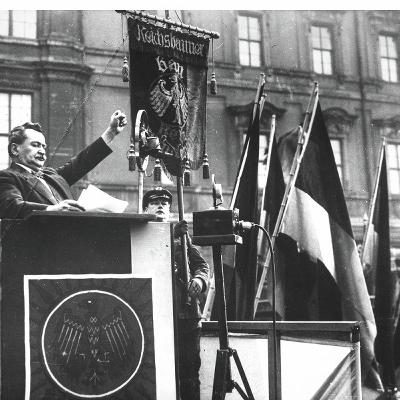 O suicídio de um parlamento: o dia em que o Reichstag se rendeu a Hitler