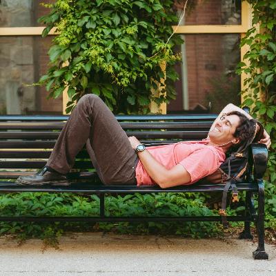 Quantum Minimalism: Creating Space for Abundance (Part of the Quantum Living Series)