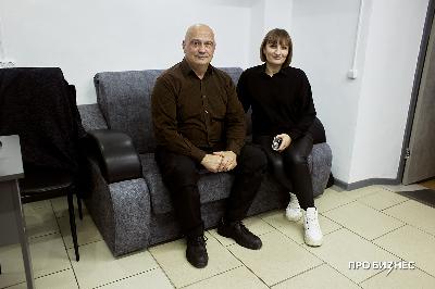 Бизнес на грязи. Предпринимательница из Кобрина открыла сеть студий красоты, где используется сапропель