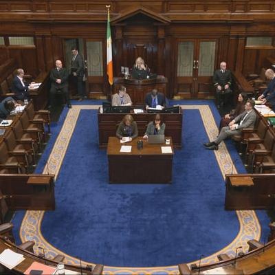 Tús Áite: Polaitíocht an Lae