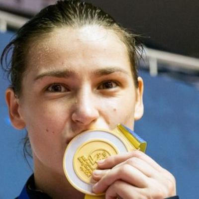 4Thumps Debut show with Andy Lee & Katie Taylor