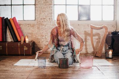 The Magic of Singing Bowls - Holly Husler