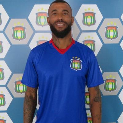 #0025 - São Caetano contrata zagueiro que veio do Taubaté