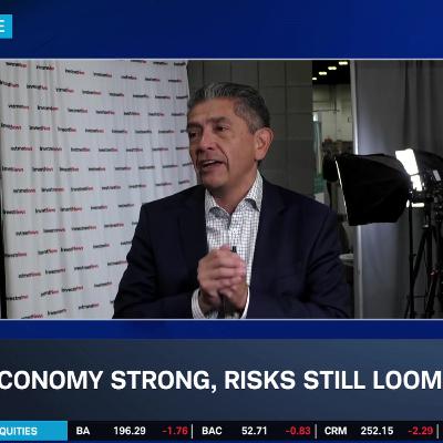 Schwab IMPACT 2025: Using A.I. in "Barbell" Portfolio Amid Volatility Schwab IMPACT 2025: Using A.I. in "Barbell" Portfolio Amid Volatility