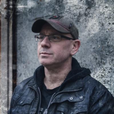 Episode 97 - Grindcrusher, Punk, and Having Enough Bandwidth with Andy Whale (Bolt Thrower)