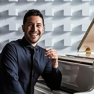 Jazz Pianist Emmet Cohen: ReRooted – Ep. 50 – Music from the Heart Jazz Pianist Emmet Cohen: ReRooted – Ep. 50 – Music from the Heart