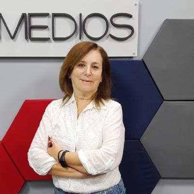 A CAMBIO DE QUE con Laura Sverdlick 8-10-2025