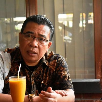 SELAMA INI KITA DI DIDIK MENJADI MUNAFIK JT PERSPEKTIF EPS01PART2 - Joshua B. Tewuh