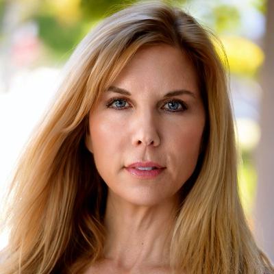 Bridging Heaven & Earth with Psychic Medium - Gina Ann Bridging Heaven & Earth with Psychic Medium - Gina Ann