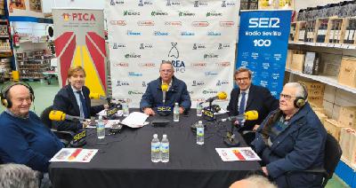 Jorge Paradela desde el PICA: "Los parques empresariales dan mucho y reciben poco, así que ha llegado el momento de ocuparse de ellos" Jorge Paradela desde el PICA: "Los parques empresariales dan mucho y reciben poco, así que ha llegado el momento de ocuparse de ellos"