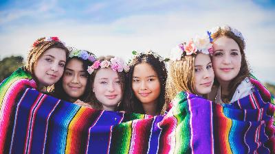 Jenter, ungdom og kultur (E19 Kristen barneoppdragelse) Jenter, ungdom og kultur (E19 Kristen barneoppdragelse)