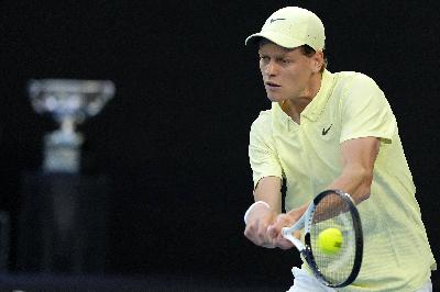 Sinner slams down another title