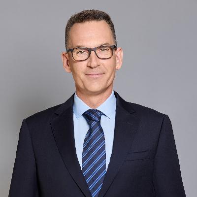 #44 - Gregor Makuc: Ko se srečata znanost in industrija #44 - Gregor Makuc: Ko se srečata znanost in industrija