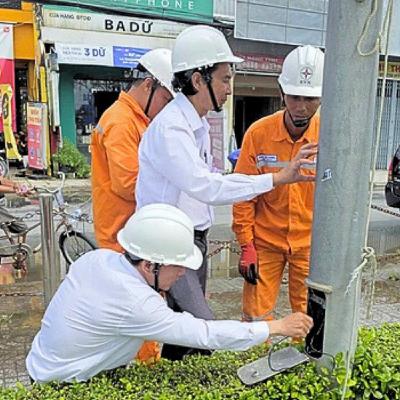 Vụ 2 trẻ em bị điện giật tử vong: Luật sư và đại diện Điện lực Cần Thơ nói gì? Vụ 2 trẻ em bị điện giật tử vong: Luật sư và đại diện Điện lực Cần Thơ nói gì?