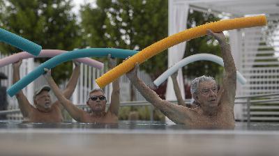 High inflation leads to the biggest raise in Social Security in more than 40 years