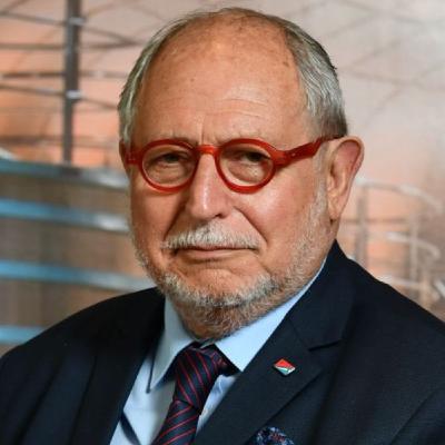 Diego Ramiro Guelar @diegoguelar (Diplomático, Abogado. Ex-Embajador en USA, Brasil, UE y China) Unas Cuantas Verdades Diego Ramiro Guelar @diegoguelar (Diplomático, Abogado. Ex-Embajador en USA, Brasil, UE y China) Unas Cuantas Verdades