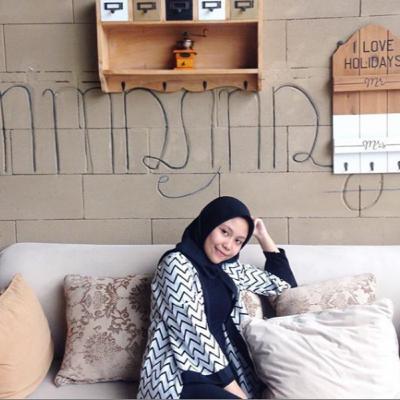 #idletalk - untung 29 juta pertahun dari jualan otak-otak ft. Safira |eps. 1 |Season 4 #idletalk - untung 29 juta pertahun dari jualan otak-otak ft. Safira |eps. 1 |Season 4