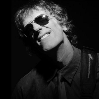 Muchacha Ojos de Papel, Spinetta entrevistado por Emilio del Guercio