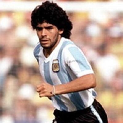 ¿Quién fue el Mejor Jugador del Siglo XX? Maradona o Pele  ⚽