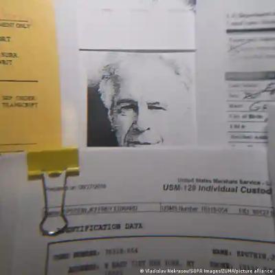 How Jeffery Epstein got so rich college dropout who started off teaching math and physics, make a huge fortune How Jeffery Epstein got so rich college dropout who started off teaching math and physics, make a huge fortune