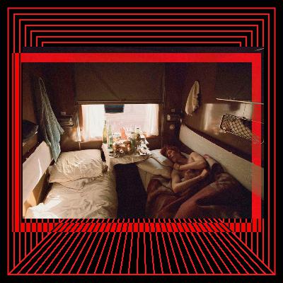 Как западный рок-идол попал за железный занавес и влюбился в проводницу поезда