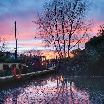 28. Boat life on the Grand Union Canal - Ruth Stokes 28. Boat life on the Grand Union Canal - Ruth Stokes