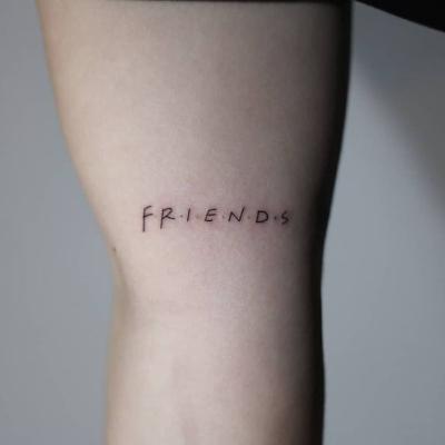 Marque sua Pele com Amizade: As Tatuagens Mais Icônicas Inspiradas em FRIENDS