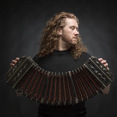 E8 : OWEN SALOME : on life as a professional bandoneon player in Buenos Aires