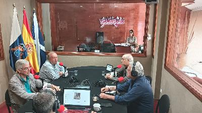 Building trust with the C-suite | With Izzie Rivers of Realm