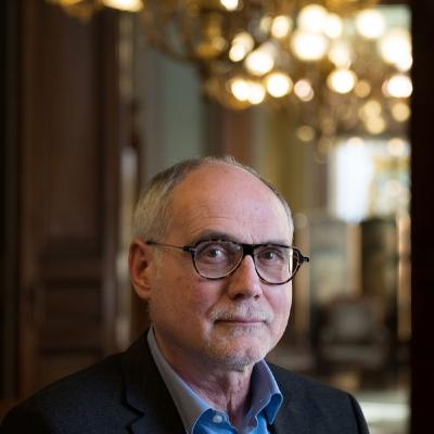 #30 Een gesprek met Marc Van de Looverbosch over zijn boek 'De wissel van de macht'