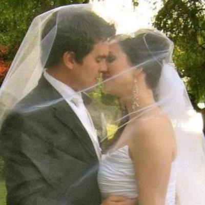 28 | They Had a Crush on Each Other for 3 Years, But No One Said a Word. The Mr. Darcy Slow-Burn Love Story of Andrew & Lara Pilcher Began with One Brave Sentence