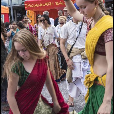 72: Eastern Gurus & Sects in the West - Truth or Scam? 72: Eastern Gurus & Sects in the West - Truth or Scam?