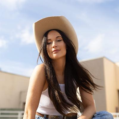 Kacey Musgraves is having the time of her life in the 'Middle of Nowhere'