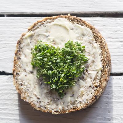 Warum fällt das Butterbrot immer auf die geschmierte Seite? Warum fällt das Butterbrot immer auf die geschmierte Seite?