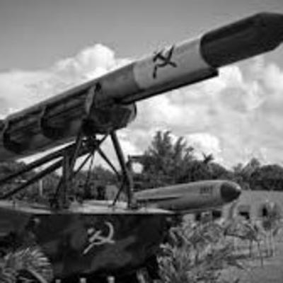 5. The Cuban missile crisis-the 13 days 5. The Cuban missile crisis-the 13 days